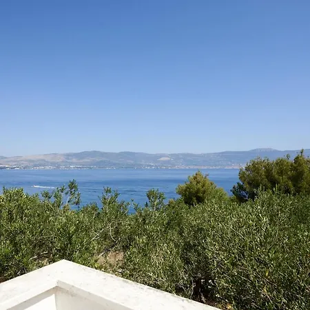 Apartment By The Sea Slatine, Ciovo - 15504