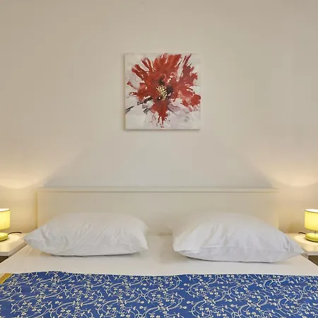 Apartamento By The Sea Slatine, Ciovo - 15504 *