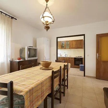 Apartamento By The Sea Slatine, Ciovo - 15504 *